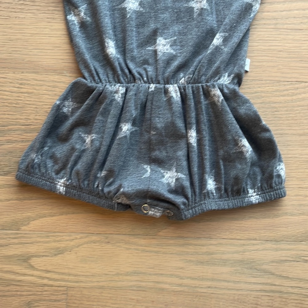 Romper - Picture 3 of 4